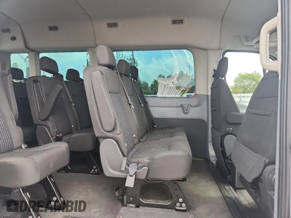 2017 Ford Transit XL с VIN 1FBAX2CMXHKA76355, выставлен на аукционе Copart как лот 66123155 с пробегом 73 943 миль миль и Чистый • Clean title. История ставок и продаж доступна на DreamBid. Изображение 10.