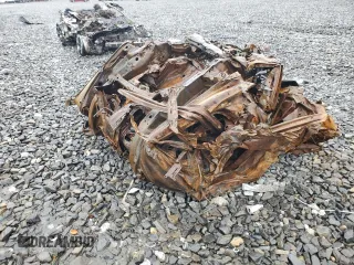 2017 Porsche Cayenne z VIN WP1AA2A26HKA82487, wystawiony jako Copart lot #55988005 z przebiegiem Nie podano mil oraz Szkoda całkowita • Salvage title. Historia ofert i sprzedaży dostępna na DreamBid. Obrazek 4.