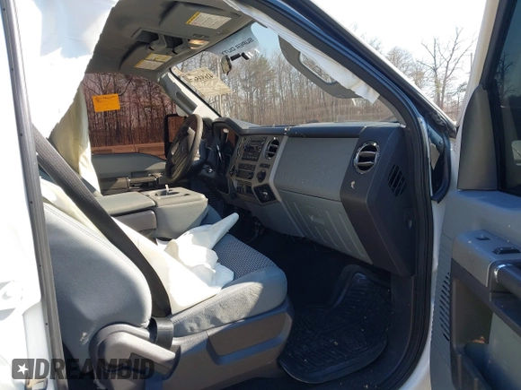 2016 Ford F-250 Lariat with VIN 1FT7W2B62GED14417, listed as a IAAI auction lot 41693567 with 99,911 mi miles and . Bid and sale history available at DreamBid. Image 5.