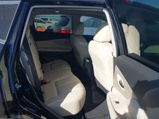 2024 Nissan Murano SL with VIN 5N1AZ2CJ1RC118477, listed as a IAAI auction lot 41153897 with 1,489 mi miles. Bid and sale history available at carsss.com. Image 8.