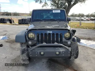 2016 Jeep Wrangler Rubicon with VIN 1C4BJWCG3GL162649, listed as a Copart auction lot 86327414 with 131,407 mi miles and Salvage title. Bid and sale history available at DreamBid. Image 5.