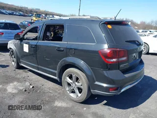 2015 Dodge Journey Crossroad with VIN 3C4PDDGG5FT597039, listed as a IAAI auction lot 42065156 with Not Provided miles. Bid and sale history available at carsss.com. Image 3.