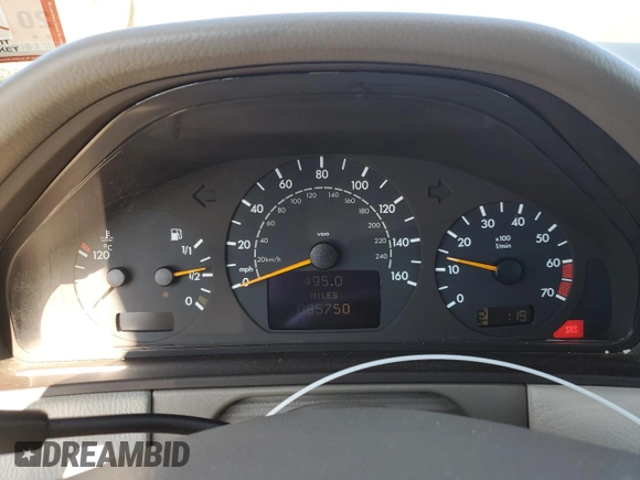 2002 Mercedes-Benz E-Class with VIN WDBJF70J82B492531, listed as a Copart auction lot 77485094 with 85,750 mi miles and Salvage Title. Bid and sale history available at carsss.com. Image 9.