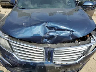 2017 Lincoln MKC Premiere with VIN 5LMCJ1C90HUL15517, listed as a Copart auction lot 59150264 with 71,562 mi miles and Salvage Title. Bid and sale history available at DreamBid. Image 12.