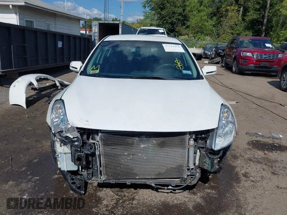2011 Nissan Altima 2.5 S with VIN 1N4AL2AP6BN476218, listed as a IAAI auction lot 37731114 with 142,047 mi miles. Bid and sale history available at carsss.com. Image 13.