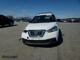 2019 Nissan Kicks S with VIN 3N1CP5CU9KL521490, listed as a Copart auction lot 49049585 with 93,610 mi miles and Salvage Title. Bid and sale history available at carsss.com. Image 12.