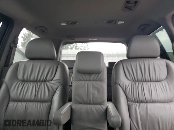 2008 Honda Odyssey EX-L z VIN 5FNRL38778B095946, wystawiony jako Copart lot #54676585 z przebiegiem 213 337 mil mil oraz Czysty tytuł • Clean title. Historia ofert i sprzedaży dostępna na DreamBid. Obrazek 10.