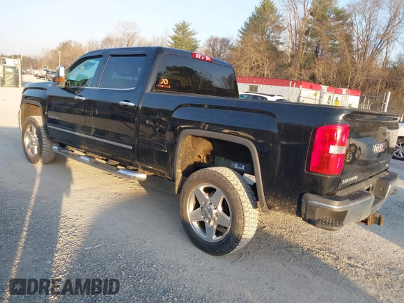 2015 GMC Sierra 2500HD available WiFi SLT with VIN 1GT12ZEG7FF606328, listed as a IAAI auction lot 41793799 with 94,107 mi miles. Bid and sale history available at carsss.com. Image 3.