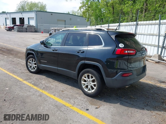 2014 Jeep Cherokee Latitude z VIN 1C4PJMCS3EW184984, wystawiony jako IAAI lot #42301604 z przebiegiem 185 320 mil mil oraz . Historia ofert i sprzedaży dostępna na DreamBid. Obrazek 3.