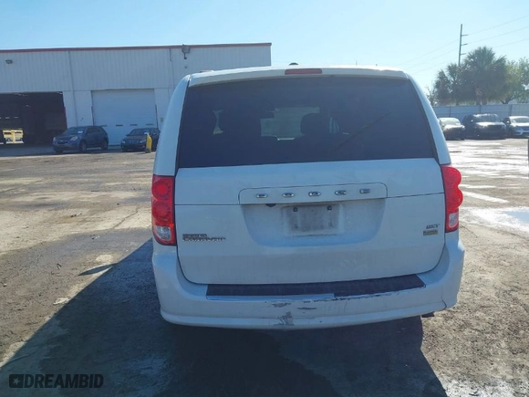 2019 Dodge Grand Caravan SXT with VIN 2C4RDGCG3KR631511, listed as a IAAI auction lot 41790575 with 215,338 mi miles. Bid and sale history available at carsss.com. Image 16.