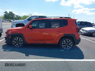 2017 Jeep Renegade Latitude z VIN ZACCJABB4HPG33377, wystawiony jako IAAI lot #41967663 z przebiegiem 141 201 mil mil oraz . Historia ofert i sprzedaży dostępna na DreamBid. Obrazek 13.
