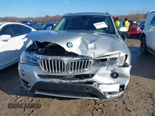 2015 BMW X3 xDrive28i z VIN 5UXWX9C50F0D49865, wystawiony jako IAAI lot #41212472 z przebiegiem 66 023 mil mil oraz . Historia ofert i sprzedaży dostępna na DreamBid. Obrazek 6.