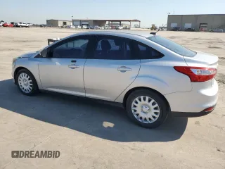 2012 Ford Focus SE z VIN 1FAHP3F23CL174243, wystawiony jako Copart lot #52247595 z przebiegiem 164 383 mil mil oraz Czysty tytuł • Clean title. Historia ofert i sprzedaży dostępna na DreamBid. Obrazek 2.