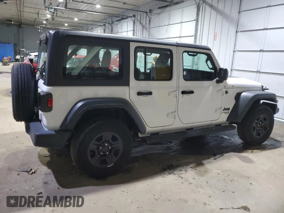 2021 Jeep Wrangler Unlimited Sport with VIN 1C4HJXDG4MW821718, listed as a Copart auction lot 41956755 with 30,615 mi miles and Salvage title. Bid and sale history available at DreamBid. Image 3.