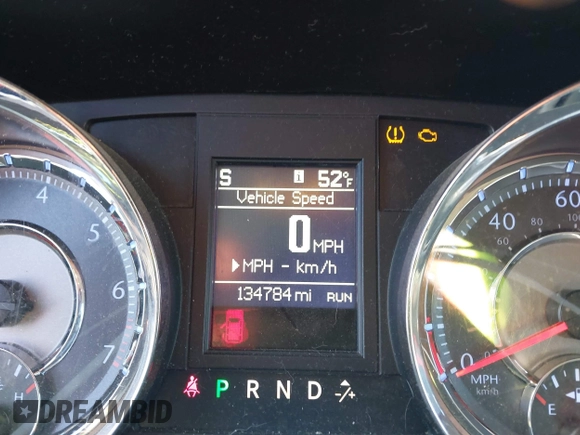 2013 Chrysler Town & Country Touring with VIN 2C4RC1BG2DR758951, listed as a IAAI auction lot 41136184 with 134,784 mi miles. Bid and sale history available at carsss.com. Image 7.