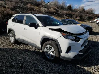 2019 Toyota RAV4 LE with VIN JTMF1RFV7KJ002386, listed as a Copart auction lot 44588305 with 100,972 mi miles and Salvage Title. Bid and sale history available at DreamBid. Image 4.