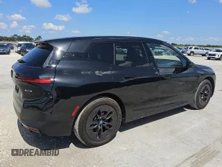 2025 BMW iX xDrive50 z VIN WB523CF07SCS14148, wystawiony jako Copart lot #56604525 z przebiegiem 15 821 mil mil oraz Tytuł czysty. Historia ofert i sprzedaży dostępna na DreamBid. Obrazek 3.