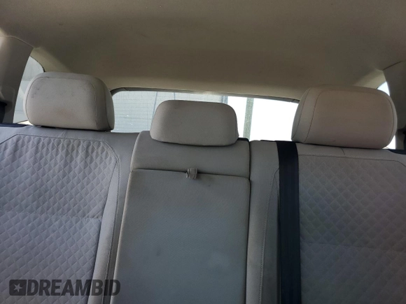 2021 Volkswagen Tiguan S z VIN 3VV1B7AX2MM020872, wystawiony jako Copart lot #57106925 z przebiegiem 92 908 mil mil oraz Czysty tytuł • Clean title. Historia ofert i sprzedaży dostępna na DreamBid. Obrazek 10.