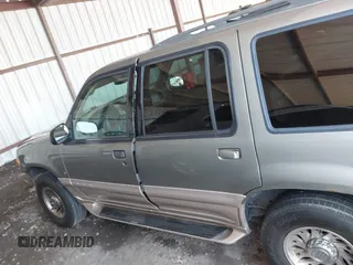 2000 Mercury Mountaineer with VIN 4M2ZU66P0YUJ13268, listed as a IAAI auction lot 42271864 with 243,104 mi miles and . Bid and sale history available at DreamBid. Image 15.