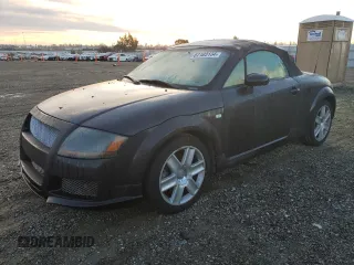 2001 Audi TT with VIN TRUUT28N711004861, listed as a Copart auction lot 87103134 with 110,134 mi miles and Clean Title. Bid and sale history available at carsss.com. Image 1.