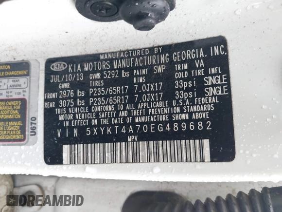 2014 Kia Sorento LX with VIN 5XYKT4A70EG489682, listed as a IAAI auction lot 42088723 with 180,471 mi miles and . Bid and sale history available at carsss.com. Image 9.