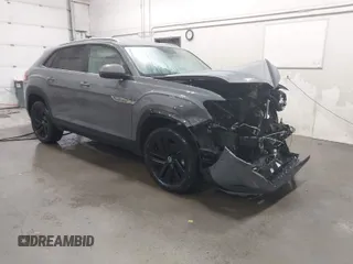 2022 Volkswagen Atlas SE z VIN 1V2HE2CA9NC224490, wystawiony jako IAAI lot #41573229 z przebiegiem 7 621 mil mil oraz . Historia ofert i sprzedaży dostępna na DreamBid. Obrazek 1.