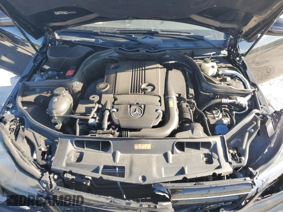 2015 Mercedes-Benz C 250 z VIN WDDGJ4HBXFG393522, wystawiony jako Copart lot #48867525 z przebiegiem 99 206 mil mil oraz Szkoda całkowita • Salvage title. Historia ofert i sprzedaży dostępna na DreamBid. Obrazek 11.