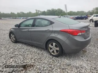2013 Hyundai Elantra GLS z VIN 5NPDH4AE0DH307009, wystawiony jako Copart lot #58801165 z przebiegiem 143 286 mil mil oraz Czysty tytuł • Clean title. Historia ofert i sprzedaży dostępna na DreamBid. Obrazek 2.