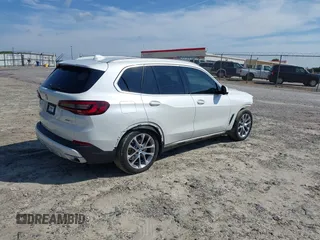 2023 BMW X5 xDrive40i with VIN 5UXCR6C09P9R25706, listed as a IAAI auction lot 42446957 with 34,004 mi miles and . Bid and sale history available at DreamBid. Image 4.