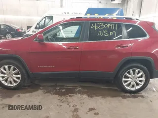 2016 Jeep Cherokee Limited with VIN 1C4PJMDB0GW337600, listed as a IAAI auction lot 42301911 with 163,441 mi miles and . Bid and sale history available at DreamBid. Image 15.