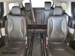 2022 Kia Carnival SX with VIN KNDNE5H33N6104666, listed as a Copart auction lot 87700895 with 39,337 mi miles and Salvage Title. Bid and sale history available at carsss.com. Image 10.