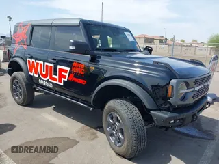 2024 Ford Bronco Badlands with VIN 1FMEE9BP7RLA35583, listed as a IAAI auction lot 41905835 with 11,260 mi miles. Bid and sale history available at carsss.com. Image 1.