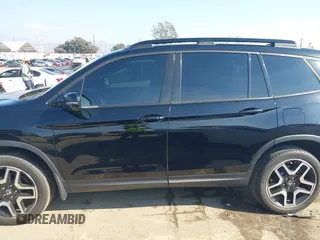 2023 Honda Passport Elite z VIN 5FNYF8H01PB005725, wystawiony jako IAAI lot #41457435 z przebiegiem 39 562 mil mil oraz . Historia ofert i sprzedaży dostępna na DreamBid. Obrazek 14.
