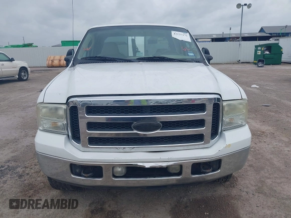 2006 Ford Super Duty F-250 XL with VIN 1FTSW21P76EB12899, listed as a IAAI auction lot 42137172 with 211,705 mi miles. Bid and sale history available at carsss.com. Image 12.