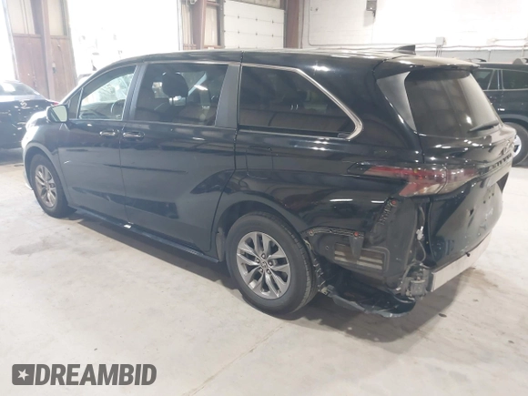 2023 Toyota Sienna XLE z VIN 5TDYRKEC5PS148076, wystawiony jako IAAI lot #42154673 z przebiegiem 169 197 mil mil oraz . Historia ofert i sprzedaży dostępna na DreamBid. Obrazek 3.