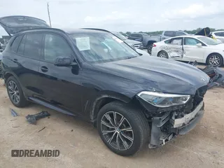 2019 BMW X5 xDrive40i z VIN 5UXCR6C51KLL22840, wystawiony jako IAAI lot #42131685 z przebiegiem 148 958 mil mil oraz . Historia ofert i sprzedaży dostępna na DreamBid. Obrazek 1.