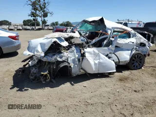2017 Alfa Romeo Giulia z VIN ZARFAEBN2H7553819, wystawiony jako Copart lot #61770045 z przebiegiem Nie podano mil oraz Czysty tytuł • Clean title. Historia ofert i sprzedaży dostępna na DreamBid. Obrazek 1.
