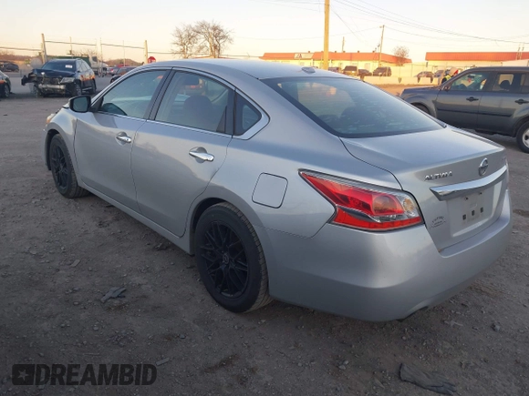 2013 Nissan Altima SV with VIN 1N4BL3AP3DC130944, listed as a IAAI auction lot 41245785 with 176,085 mi miles and . Bid and sale history available at DreamBid. Image 3.