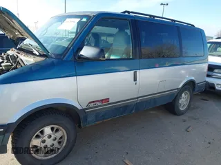 1994 Chevrolet Astro with VIN 1GNEL19W5RB123229, listed as a IAAI auction lot 41675096 with 186,497 mi miles. Bid and sale history available at carsss.com. Image 6.