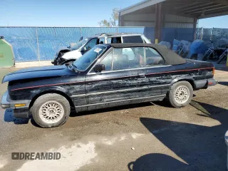 1987 BMW 3 Series z VIN WBABB1308H1929652, wystawiony jako Copart lot #82092594 z przebiegiem 16 570 mil mil oraz Nie do naprawy. Historia ofert i sprzedaży dostępna na DreamBid. Obrazek 1.