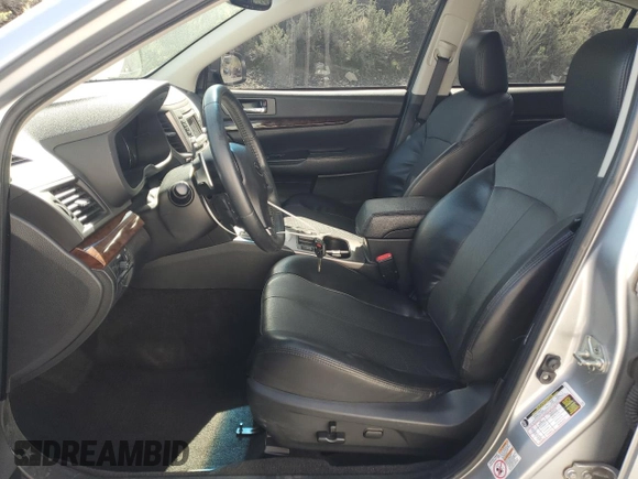 2014 Subaru Legacy Limited z VIN 4S3BMBL61E3038352, wystawiony jako Copart lot #52995135 z przebiegiem 75 598 mil mil oraz Szkoda całkowita • Salvage title. Historia ofert i sprzedaży dostępna na DreamBid. Obrazek 7.