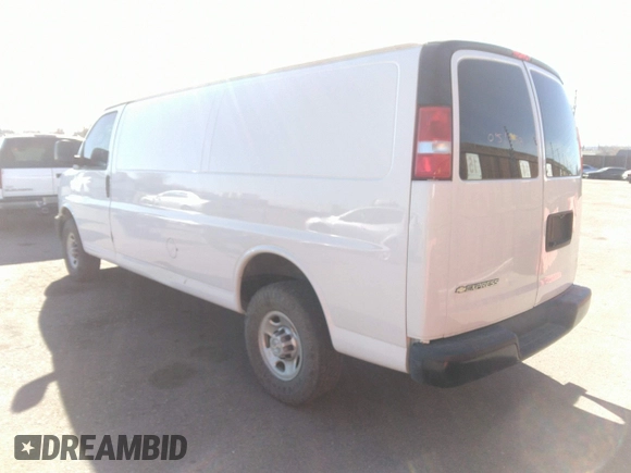 2020 Chevrolet Express Cargo Van with VIN 1GCWGBFP6L1146097, listed as a IAAI auction lot 41711459 with 68,793 mi miles. Bid and sale history available at carsss.com. Image 3.