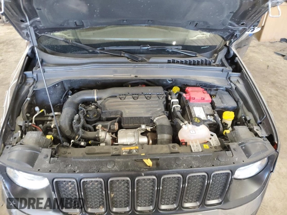 2021 Jeep Renegade Trailhawk with VIN ZACNJDC11MPM22564, listed as a Copart auction lot 50128745 with 30,738 mi miles and Salvage title. Bid and sale history available at DreamBid. Image 12.