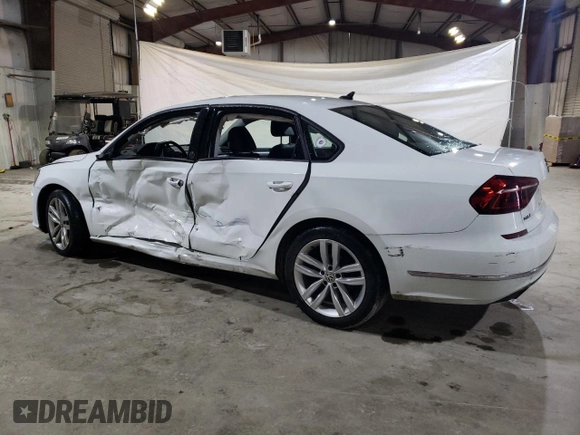 2019 Volkswagen Passat Wolfsburg Edition z VIN 1VWLA7A36KC000255, wystawiony jako Copart lot #45758675 z przebiegiem 74 266 mil mil oraz Szkoda całkowita • Salvage title. Historia ofert i sprzedaży dostępna na DreamBid. Obrazek 2.