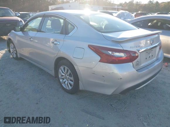 2018 Nissan Altima SR with VIN 1N4AL3AP8JC474583, listed as a IAAI auction lot 40923589 with 116,960 mi miles and . Bid and sale history available at DreamBid. Image 3.