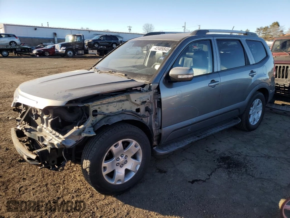 2009 Kia Borrego LX with VIN KNDJH741795017158, listed as a Copart auction lot 42489845 with 116,336 mi miles and Salvage Title. Bid and sale history available at DreamBid. Image 1.