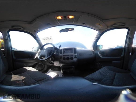2004 Ford Escape XLT z VIN 1FMYU93194KB52283, wystawiony jako IAAI lot #42084240 z przebiegiem 142 871 mil mil oraz . Historia ofert i sprzedaży dostępna na DreamBid. Obrazek 18.