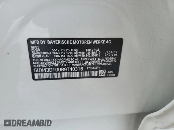 2024 BMW X4 M40i with VIN 5UX43DT00R9T40316, listed as a Copart auction lot 46582885 with 9,335 mi miles and Salvage Title. Bid and sale history available at carsss.com. Image 14.