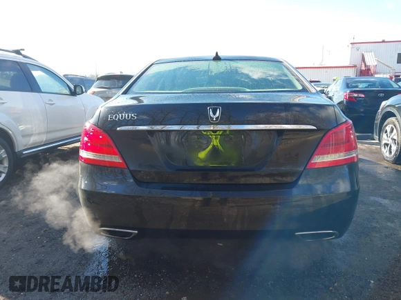2015 Hyundai Equus Signature with VIN KMHGH4JHXFU095828, listed as a IAAI auction lot 41577881 with 173,663 mi miles and . Bid and sale history available at DreamBid. Image 17.