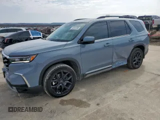 2025 Honda Pilot Touring with VIN 5FNYG2H78SB000571, listed as a Copart auction lot 45391595 with 6,916 mi miles and Salvage Title. Bid and sale history available at carsss.com. Image 1.